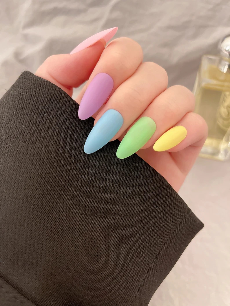 Pastel Nails - 32 Pretty Ideas Perfect For Spring - LynSire